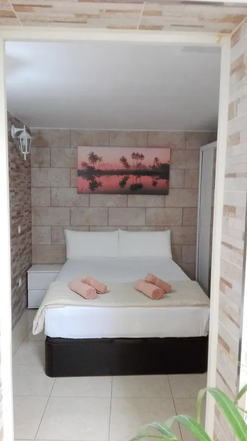*** Affittacamere Hostel Poseidon - Hm El Tablero  Spagna