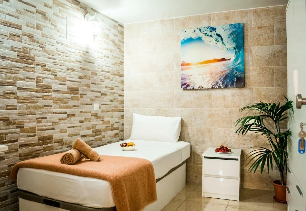 *** بيت ضيافة Hostel Poseidon - Hm El Tablero  إسبانيا