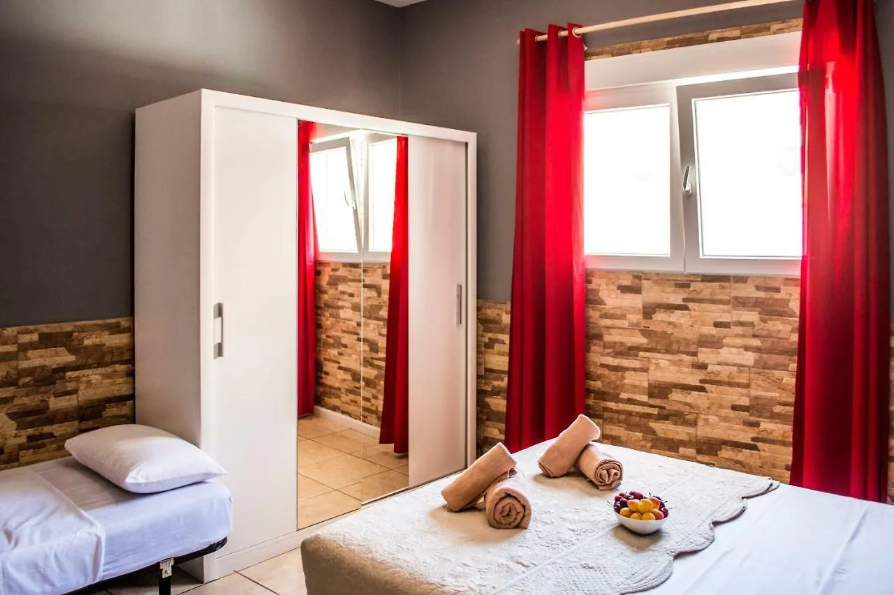 Affittacamere Hostel Poseidon - Hm El Tablero